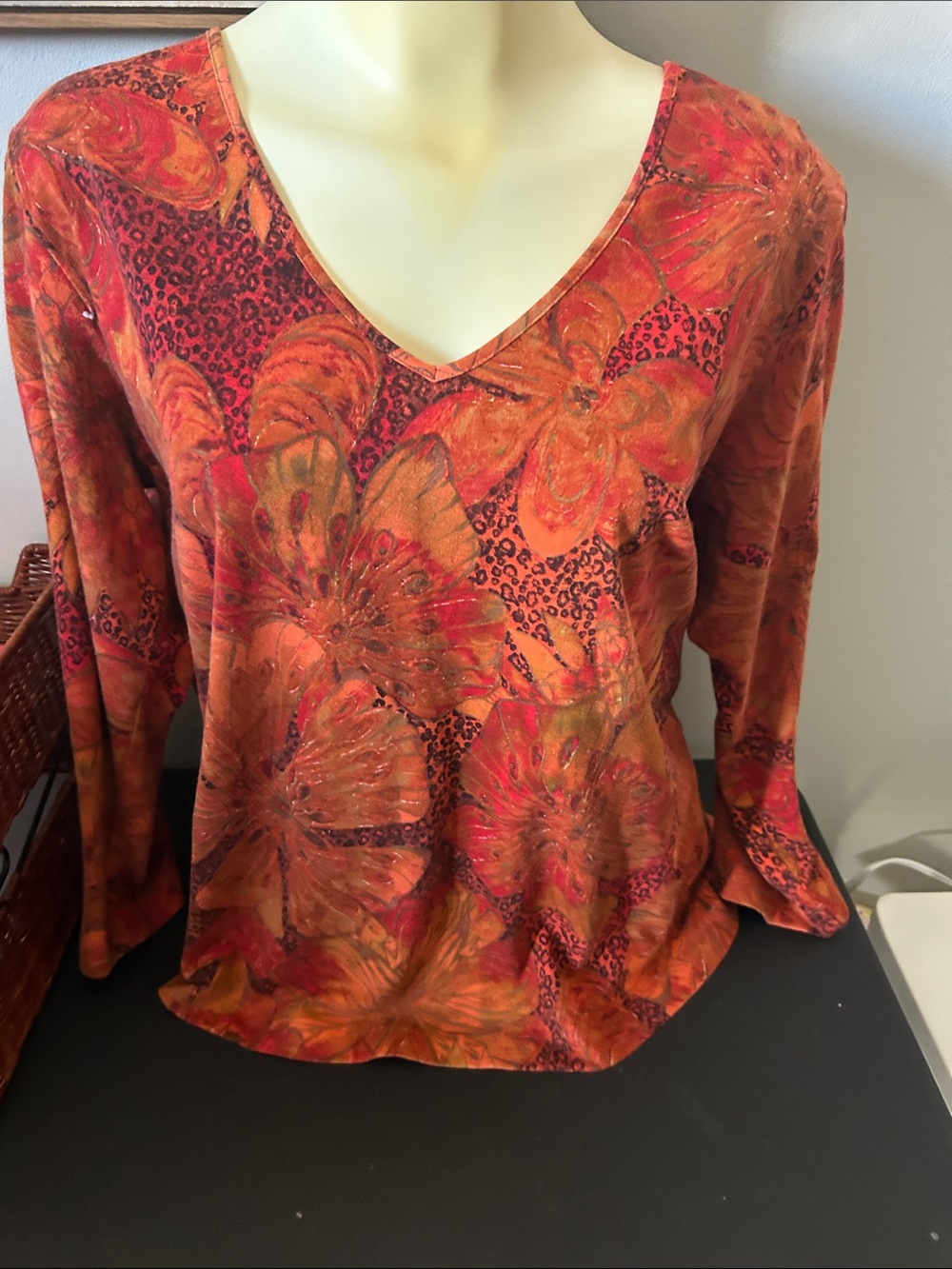 Chico's Orange Multi V-Neck Long Sleeve Floral Top